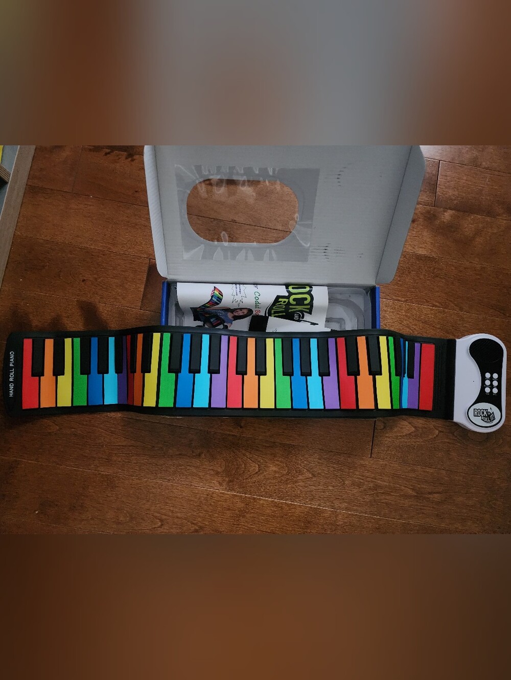 Kids Music Toys. Rock n Roll It Roll-Up Piano and Code Drum.